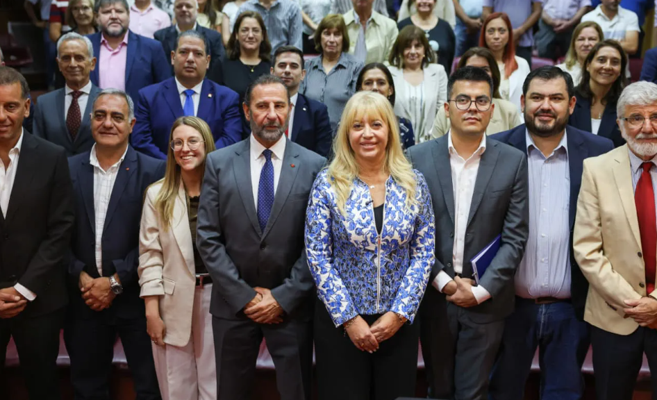 Chahla encabezó la presentación de la comisión que reformará el Código de Planeamiento Urbano