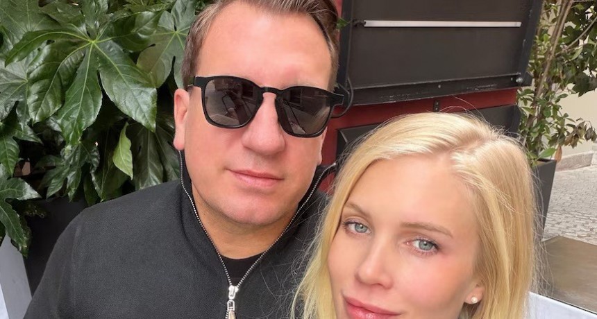 La mujer de Maxi López lo felicitó por el presente que vive en la Argentina 