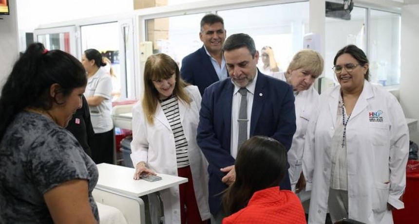 La adolescente agredida en su escuela regresó hoy a su hogar