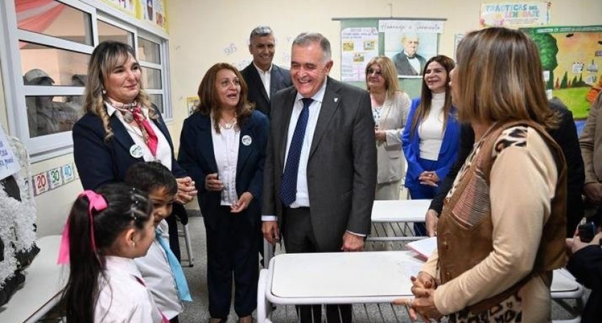 Jaldo confirmó que el bono también alcanzará a docentes privados y a policías retirados