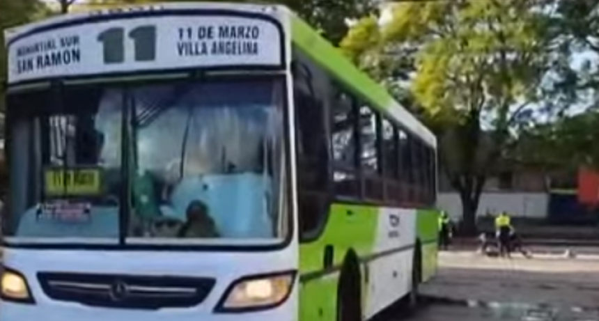 Muere una mujer que iba en Didi moto tras ser impactada por un colectivo