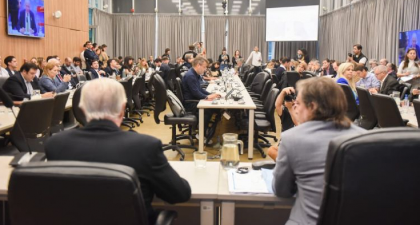 Comienza una semana a pura acción en el Congreso