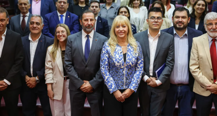 Chahla encabezó la presentación de la comisión que reformará el Código de Planeamiento Urbano