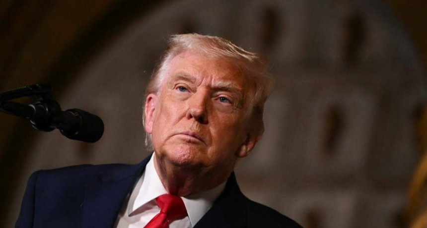 Trump advierte que lo más ‘inteligente’ sería que Maduro deje el poder  